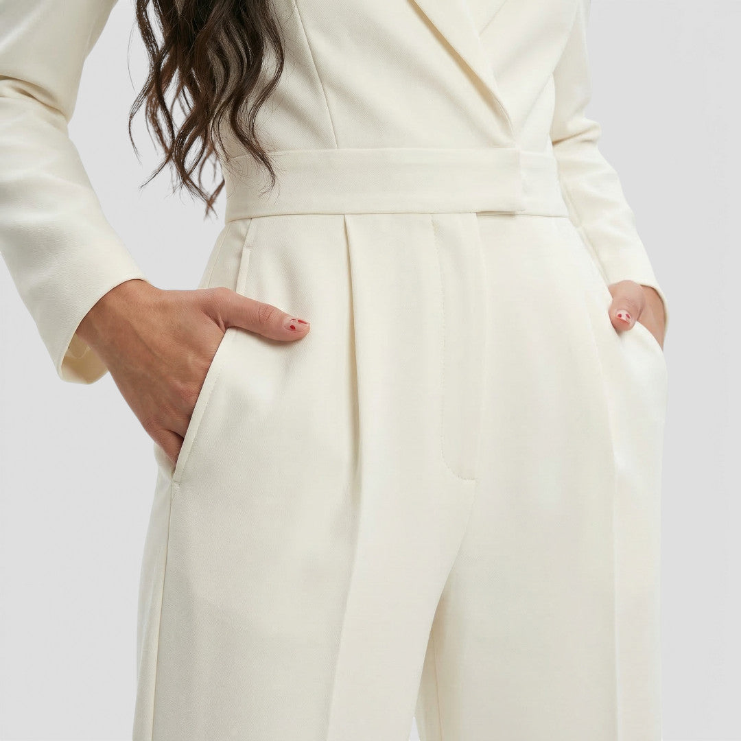 Mono Escote Pico Pierna Ancha