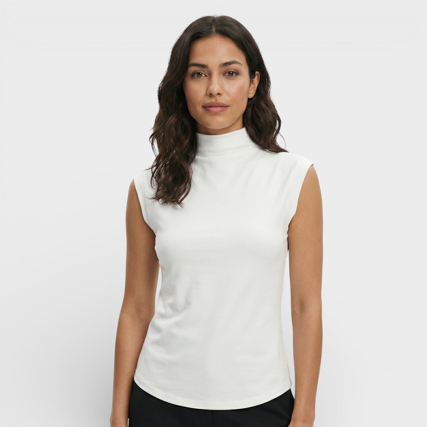 Top Ajustado Cuello Alto Mujer