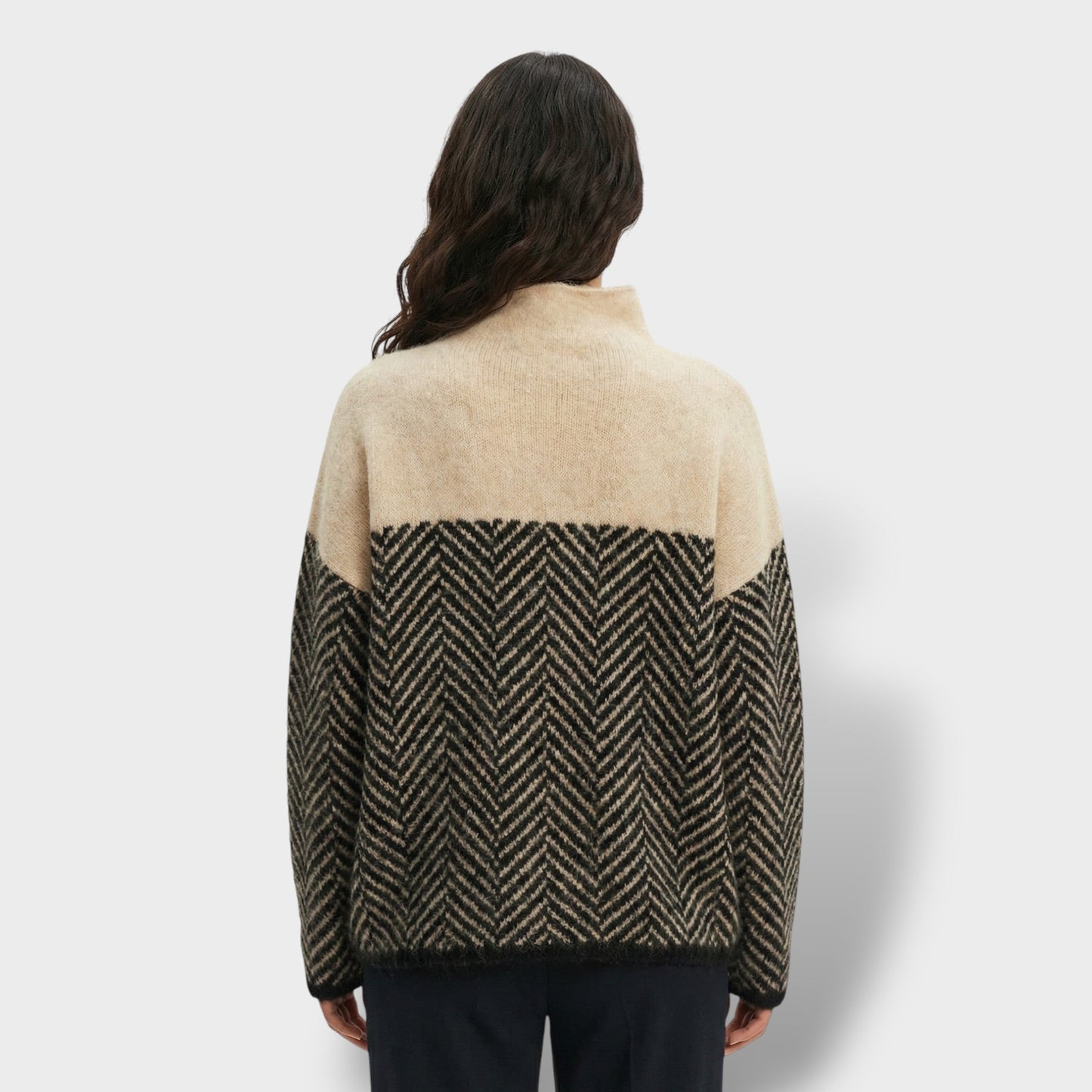 Suéter de Cuello Alto de Lujo